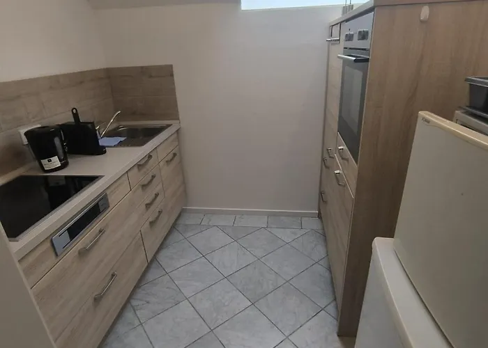 Smart B&b2 Bb2 311 מלון *